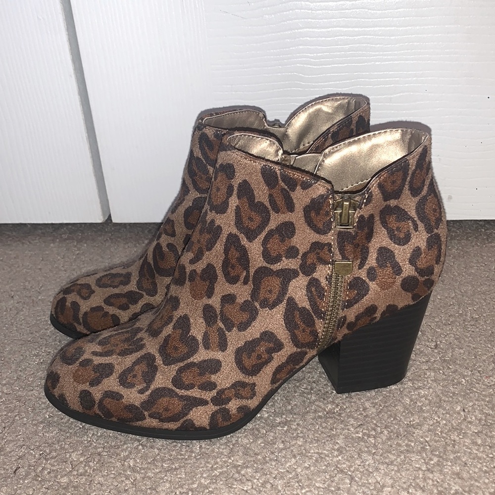 Style & Co Healed Boots - Women’s size 6.5